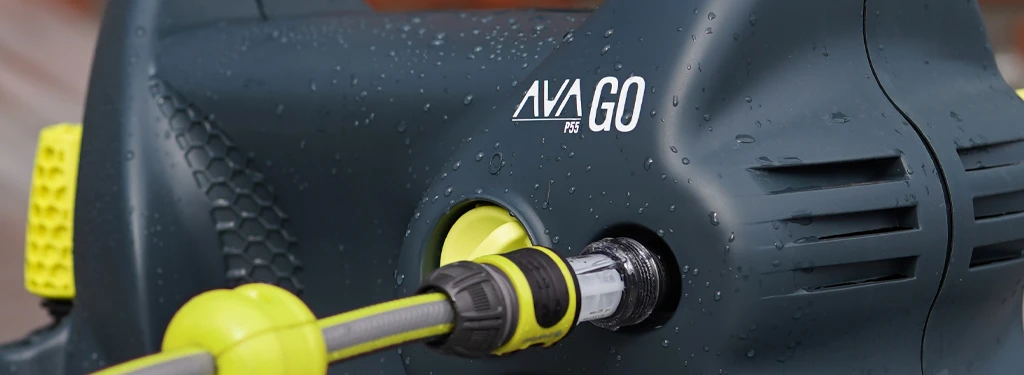 The AVA GO is an ultra-compact and low-weight pressure cleaner. It’s made for portability and power, with a small size,