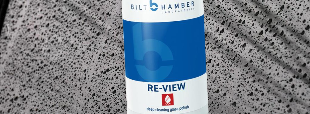 RE-VIEW is a powerful active polish, it effectively strips any glass contaminating films, water repellent coatings, hard water marks and mineral staining. Unlike other glass polishes RE-VIEW will remove these films even when used by hand. Machine use is also possible.